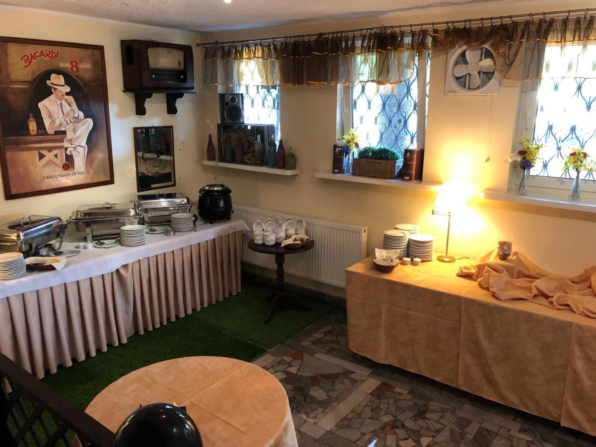 Camping Lesne Ustronie Hotell Witnica Eksteriør bilde